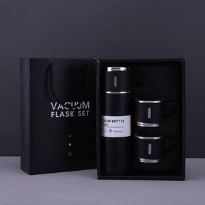 Vacuum thermal bottle set